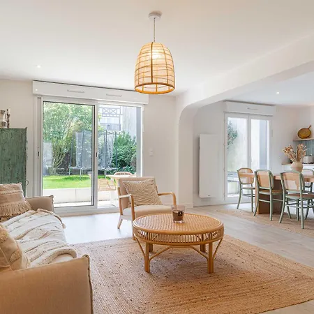 Appartement Magnificent - 2br- 6p - Garden - *