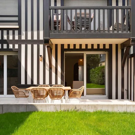 Magnificent - 2br- 6p - Garden -
