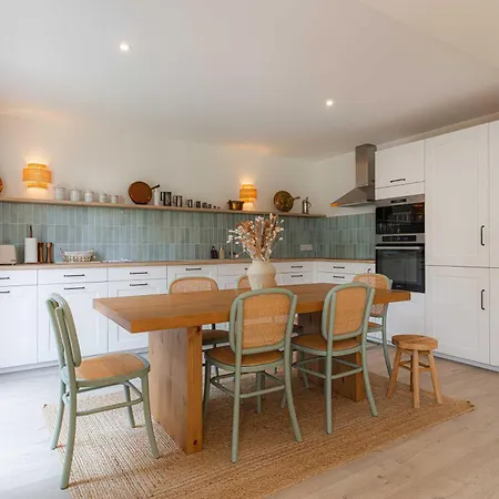 Magnificent - 2br- 6p - Garden - Daire