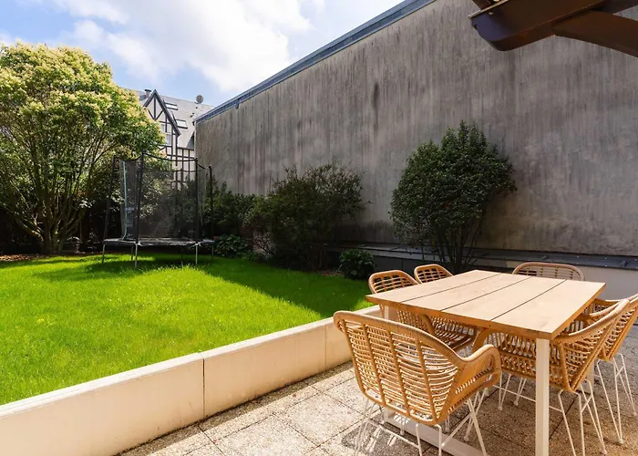 Apartment Magnificent - 2br- 6p - Garden - *